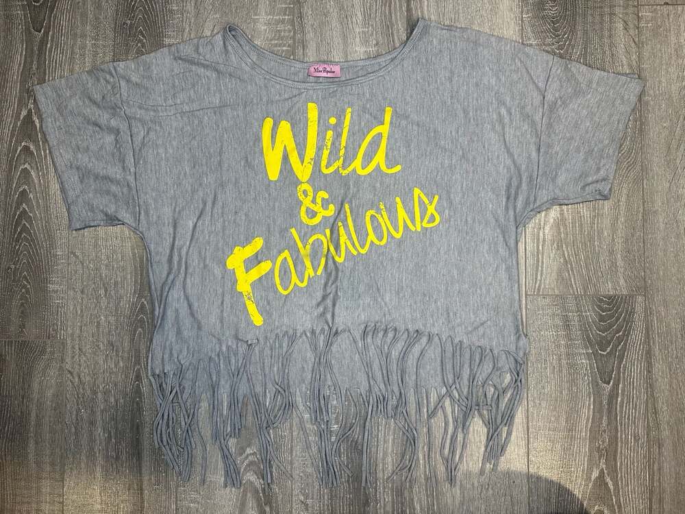Miss Popular Gray Graphic T-Shirt with Fringe Hem - Wild & Fabulous Size Medium